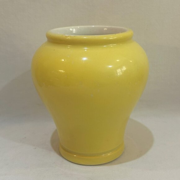 VTG Fortnum & Mason London Porcelain Yellow Vase 4 3/8" Made in England - Picture 1 of 8